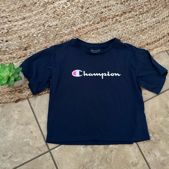 CHAMPION CROP TOP - Picture 1 of 5